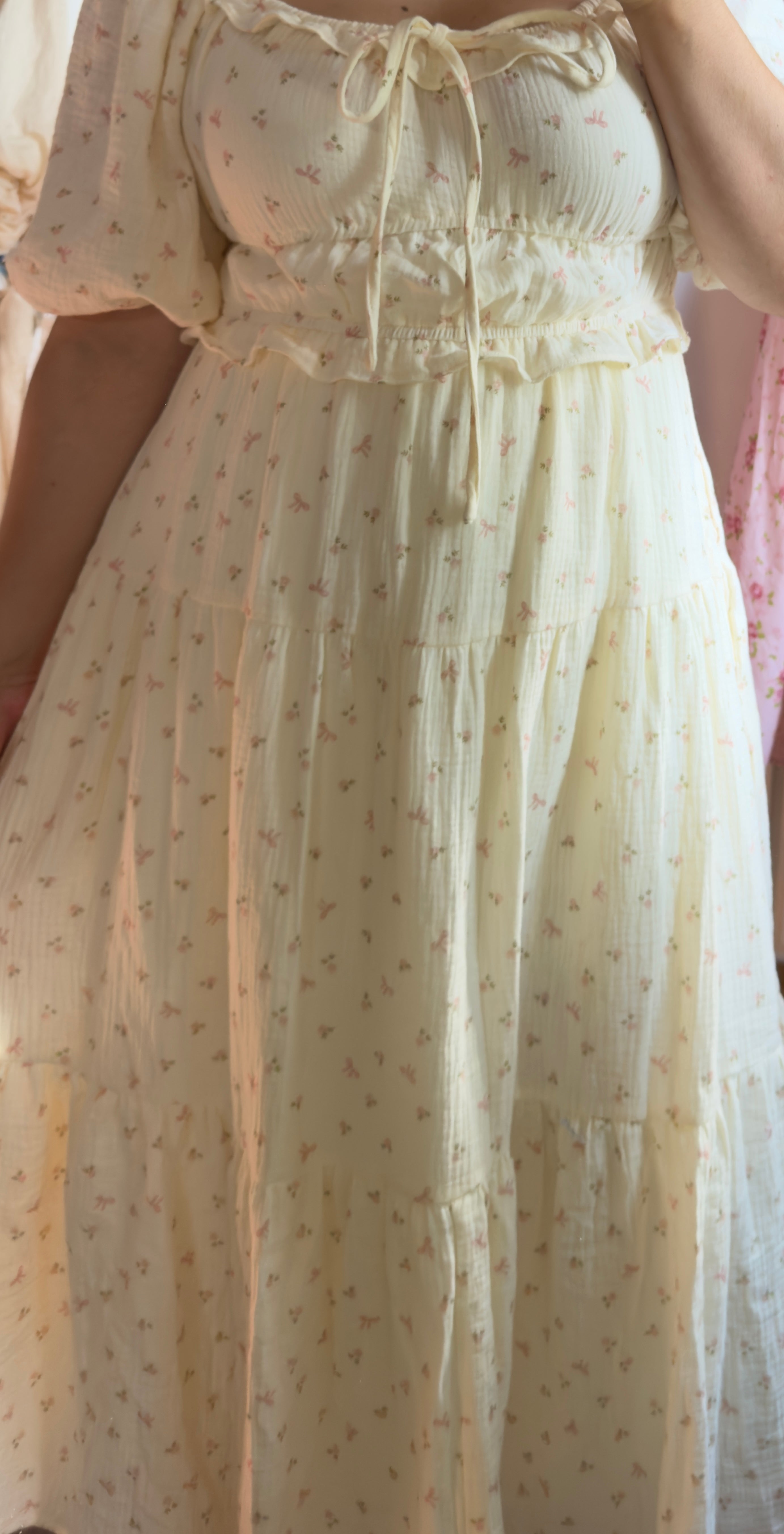 JULIETTE MINI RIBBON FLORAL COTTON MAXI
MIDI DRESS - PINK